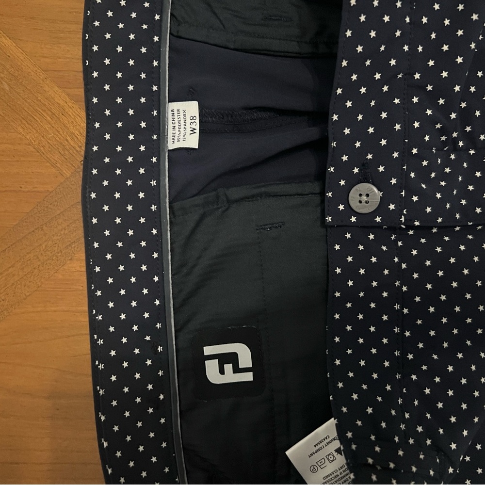 FootJoy Navy & White Stars Men's Flat Front Golf Shorts - Picture 2 of 4